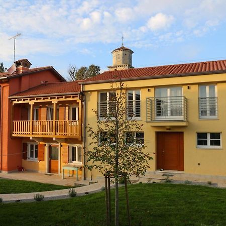Отель Casa Lenka Malchina Экстерьер фото