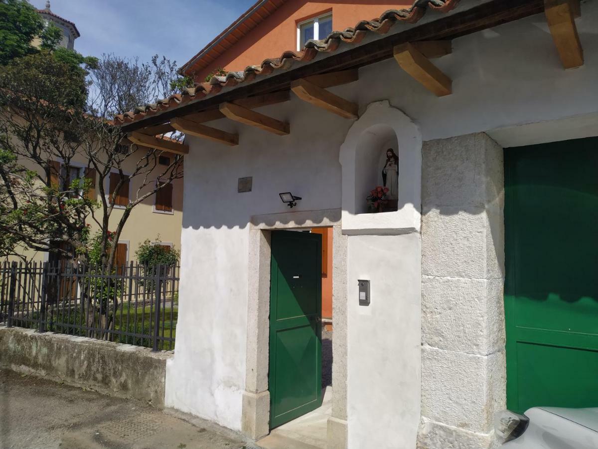 Отель Casa Lenka Malchina Экстерьер фото